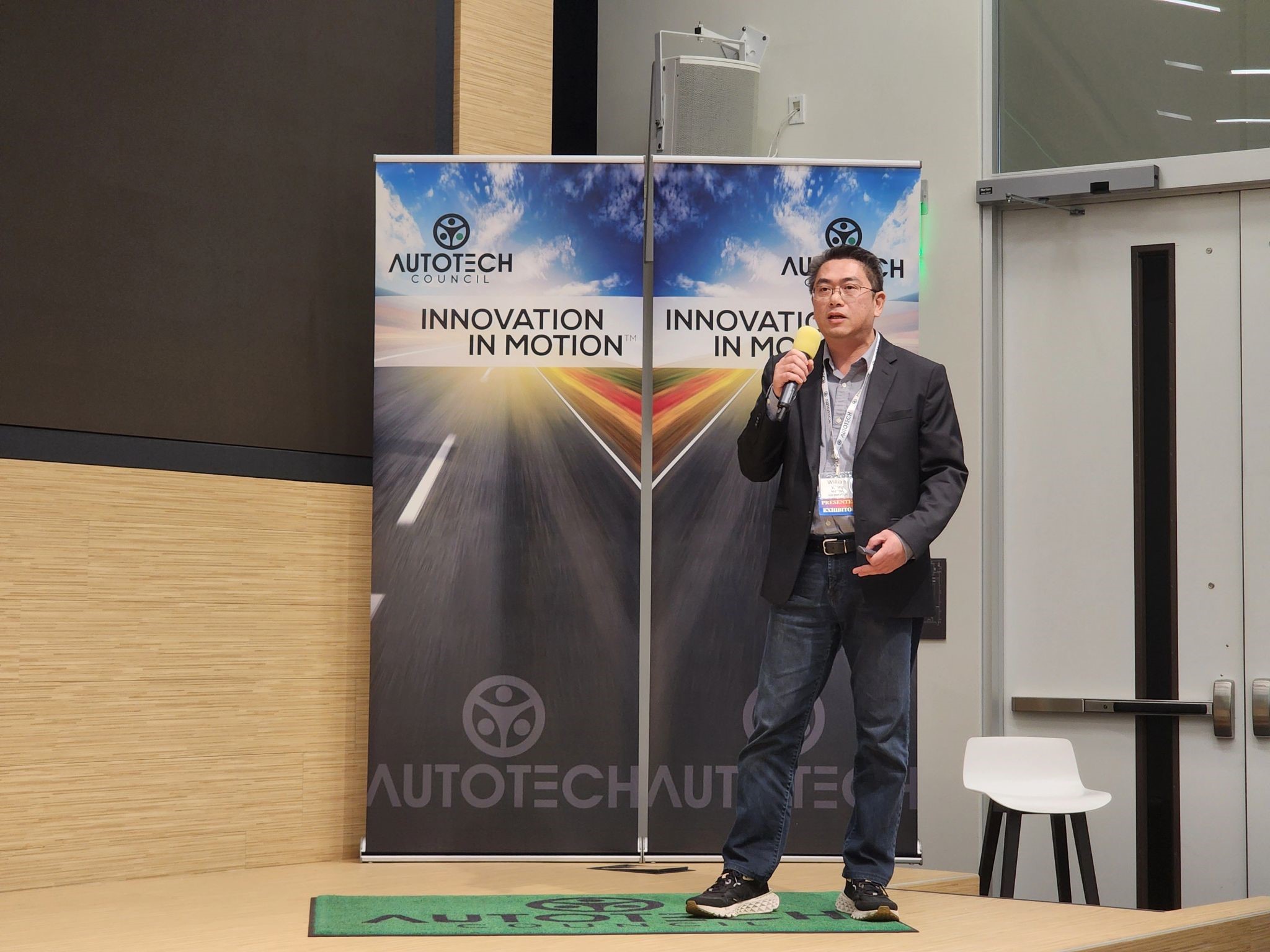 视听娱乐如何“上车”？ag真人亮相硅谷汽车技术委员会论坛