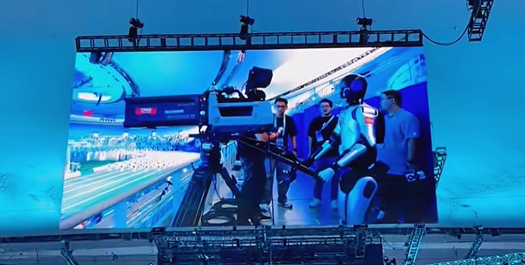 “你当运动员，我当摄像师！”2026世界人形机器人运动会，ag真人科技助力总台机器人上岗